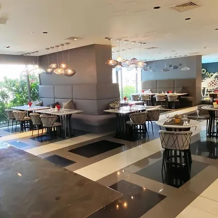 The Hotel Residences At Acqua